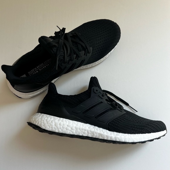 Men’s Adidas Ultraboost - Picture 5 of 7